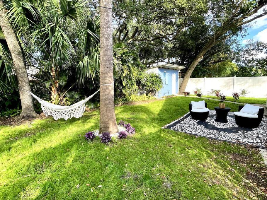 Cozy Sanctuary Minutes From The Bay And Beaches * Tampa