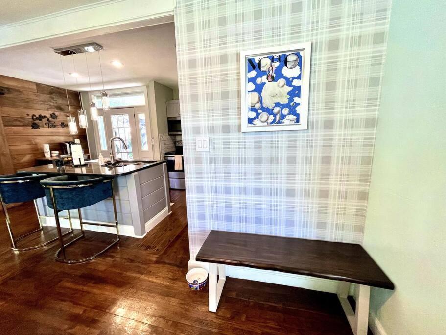 Cozy Sanctuary Minutes From The Bay And Beaches