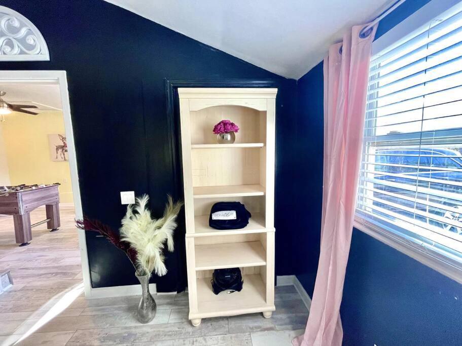 Cozy Sanctuary Minutes From The Bay And Beaches