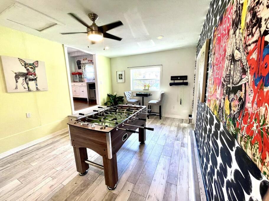 Cozy Sanctuary Minutes From The Bay And Beaches Holiday home *