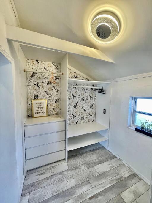 Cozy Sanctuary Minutes From The Bay And Beaches * Tampa
