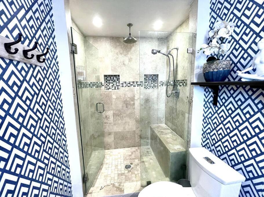 Cozy Sanctuary Minutes From The Bay And Beaches